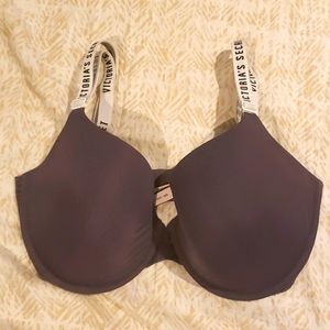 Victoria's Secret tshirt bra 34DDD